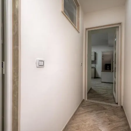 Apartment Cento Passi Dal Mare By Latuapuglia