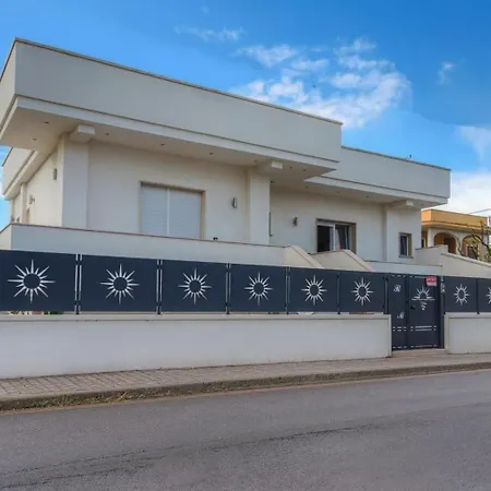 Cento Passi Dal Mare Apartment *