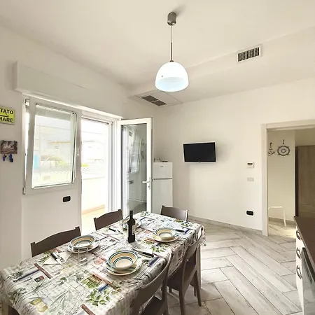 Cento Passi Dal Mare Apartment