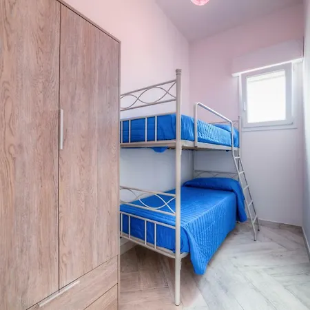 شقة Cento Passi Dal Mare سان بيترو في بيفانا